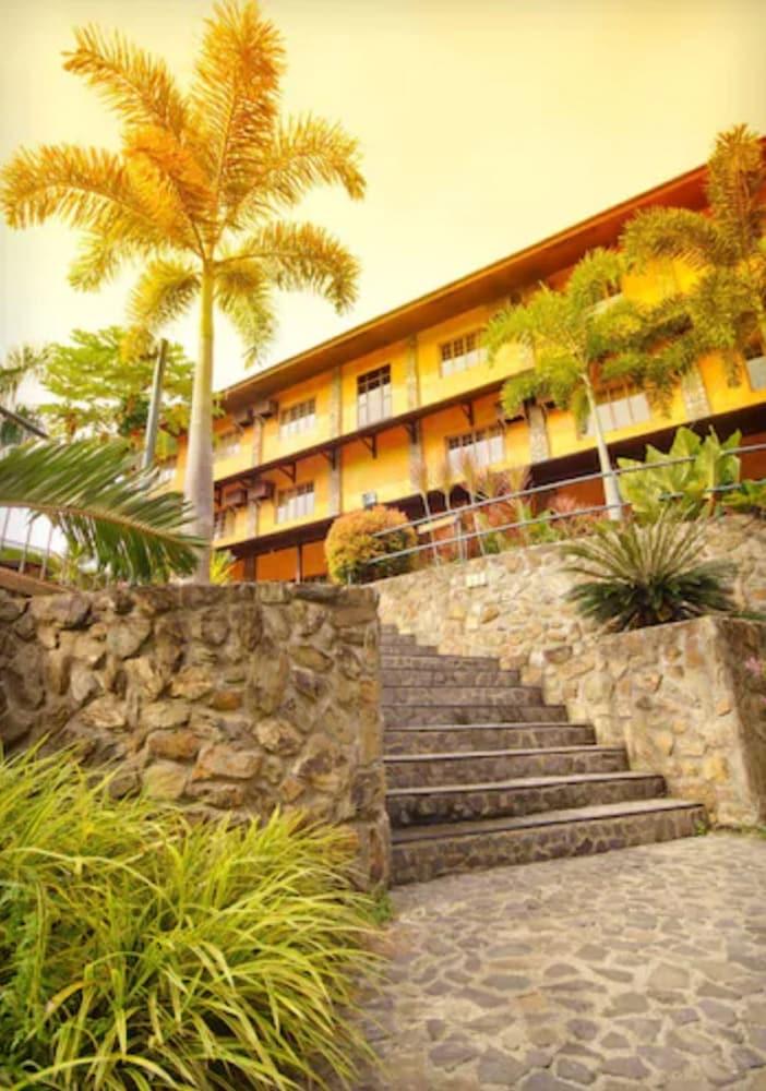 Flushing Meadows Resorts & Playground Panglao-stad Buitenkant foto